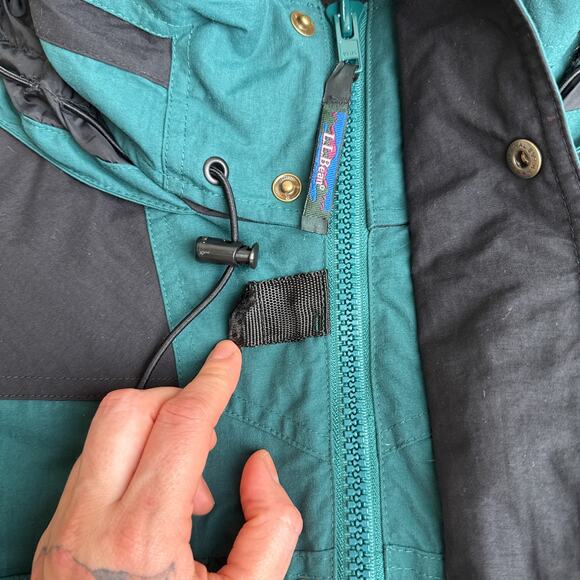 Vintage LL Bean Snow Jacket Men's Medium Tall Green Thinsulate Waterproof 90s - Picture 4 of 13